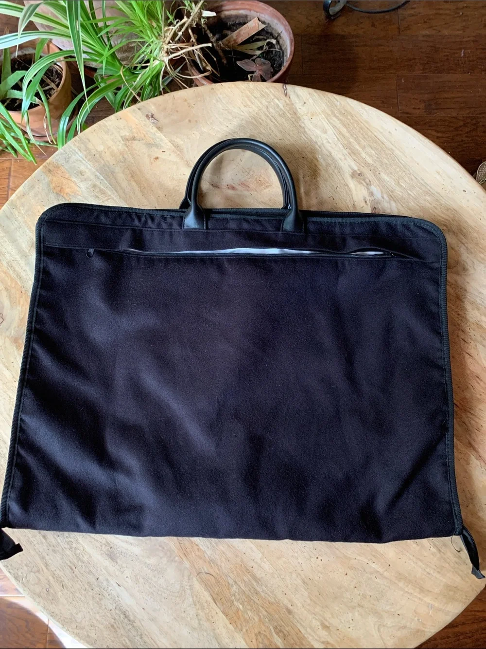 JEFF HAMILTON Logo Embroidered Travel/Garment Carryall Bag